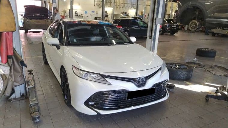 Toyota Camry, 2018 - вид 1
