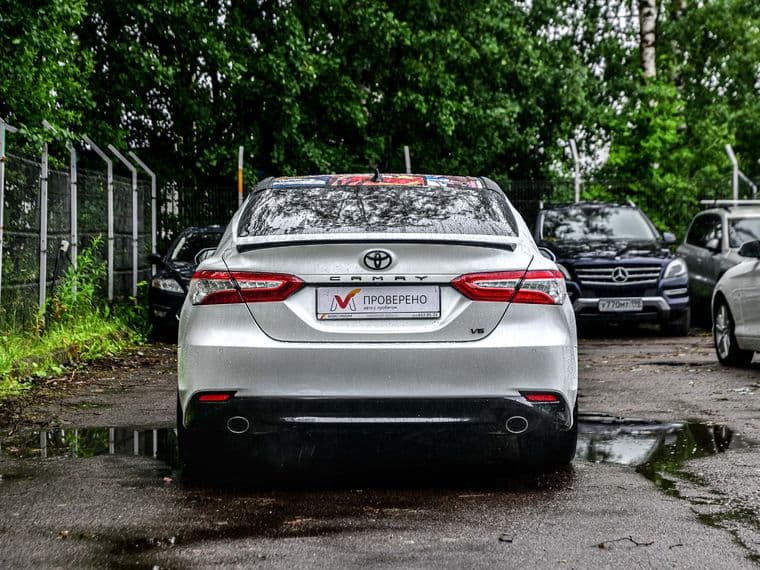 Toyota Camry, 2018 - вид 3