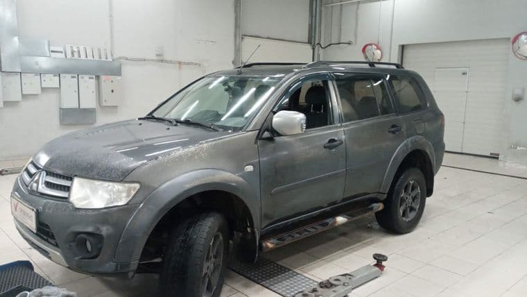 Mitsubishi Pajero Sport, 2014