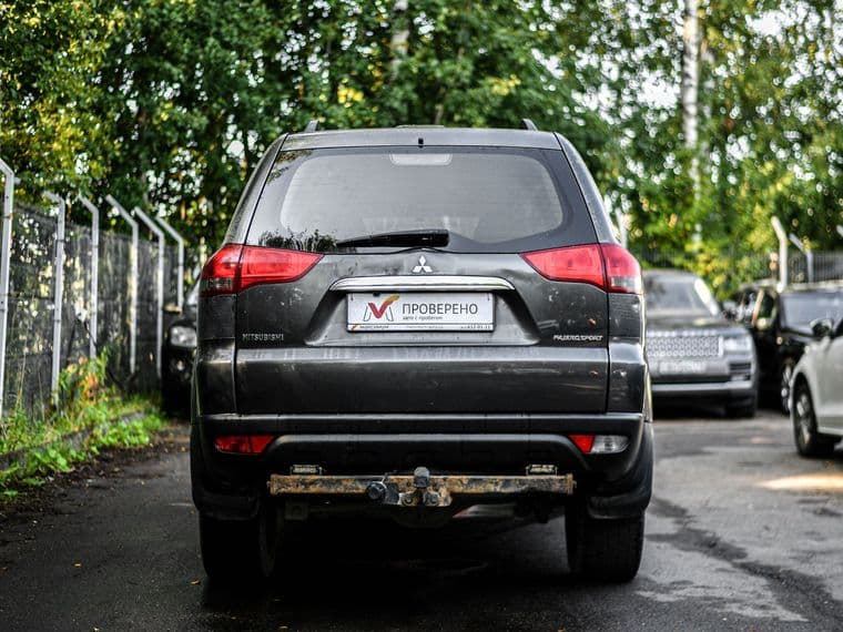 Mitsubishi Pajero Sport, 2014 - вид 3