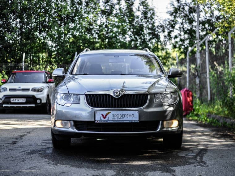 Skoda Superb, 2012 - вид 2