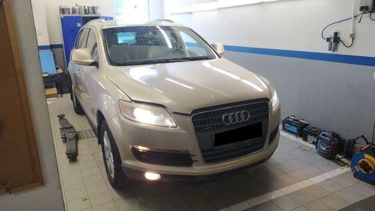 Audi Q7 2007 года, 261 035 км - вид 2