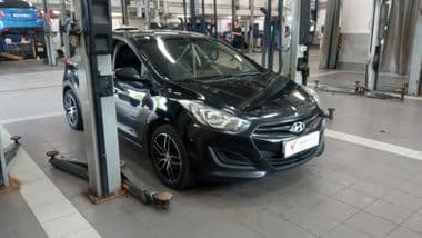 Hyundai i30 2012 года, 260 598 км - вид 2