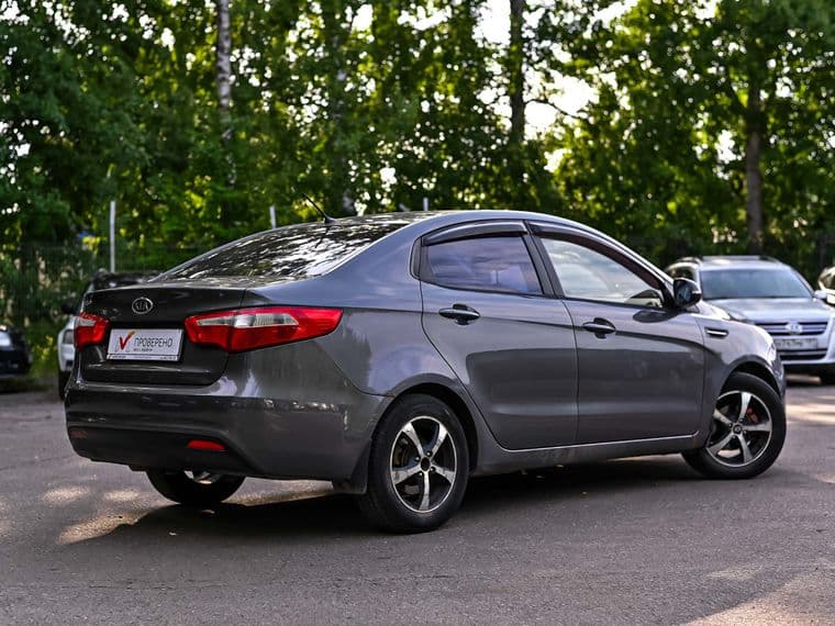 KIA Rio 2011 года, 198 587 км - вид 2