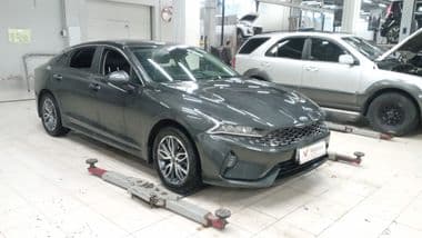 KIA K5 2020 года, 64 595 км - вид 2