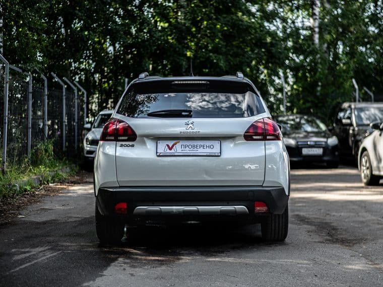 Peugeot 2008, 2018 - вид 3