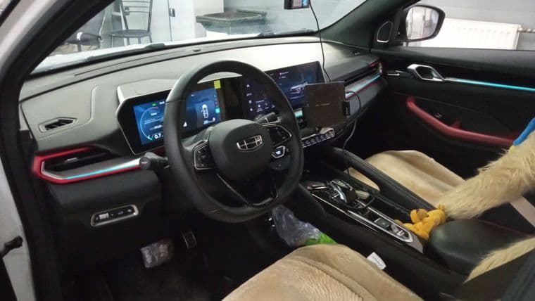 Geely Coolray, 2024 - вид 4