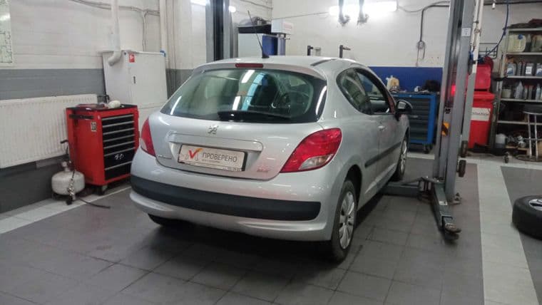 Peugeot 207, 2010 - вид 2