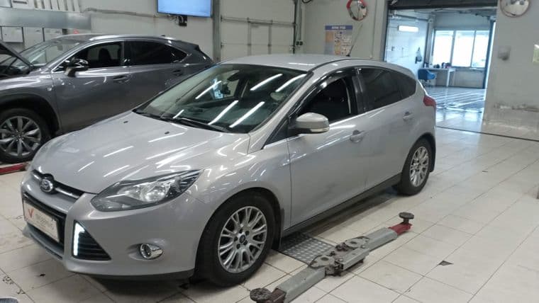 Ford Focus 2013 года, 191 279 км - вид 1