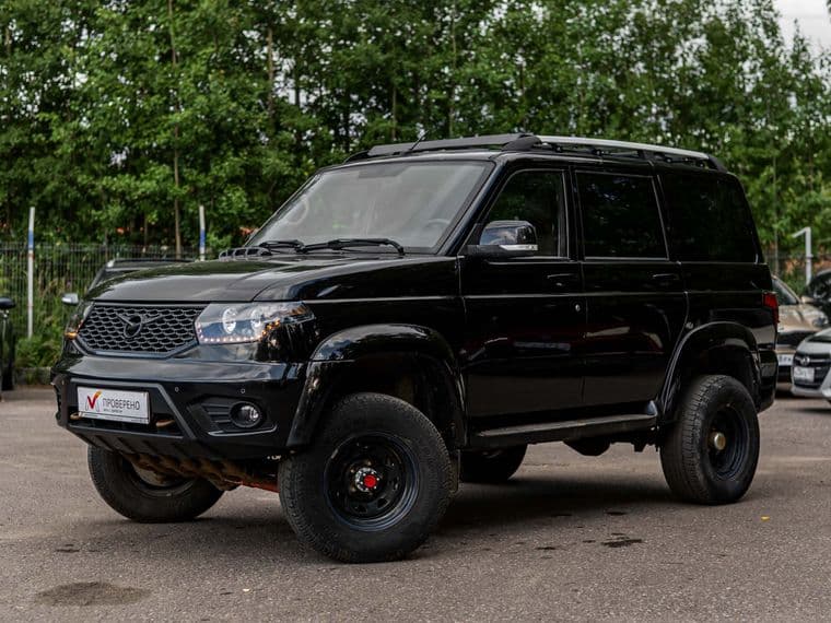 УАЗ Patriot 2019 года, 105 520 км - вид 1