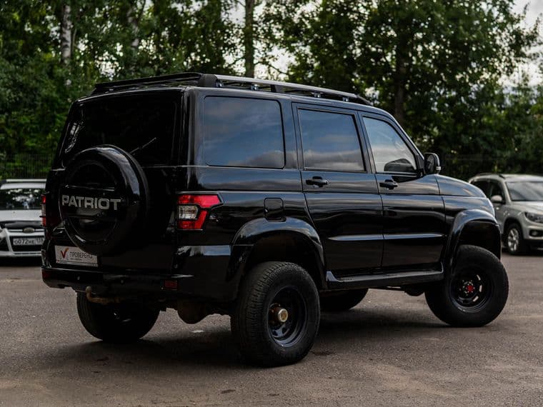 УАЗ Patriot 2019 года, 105 520 км - вид 2