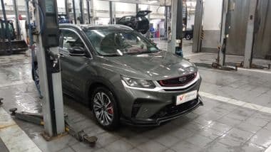 Geely Coolray 2023 года, 58 000 км - вид 2