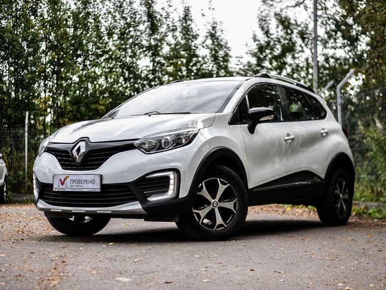Renault Kaptur 2020 года, 93 305 км - вид 1