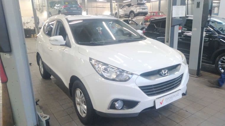 Hyundai ix35 2012 года, 145 000 км - вид 2