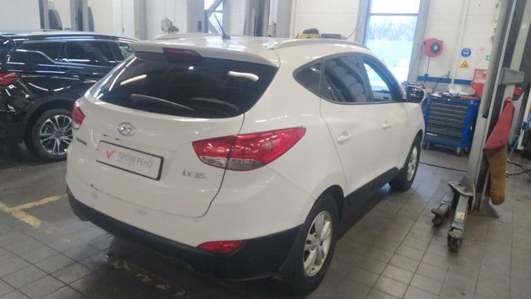 Hyundai ix35, 2012 - вид 2