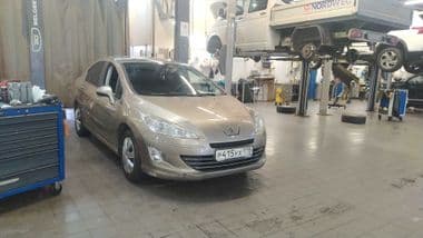 Peugeot 408 2014 года, 161 337 км - вид 2