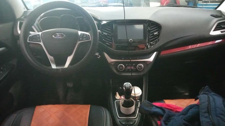ВАЗ (LADA) Vesta Cross, 2018 - вид 4