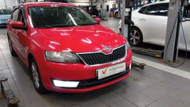 Skoda Rapid 2017 года, 145 988 км - вид 2