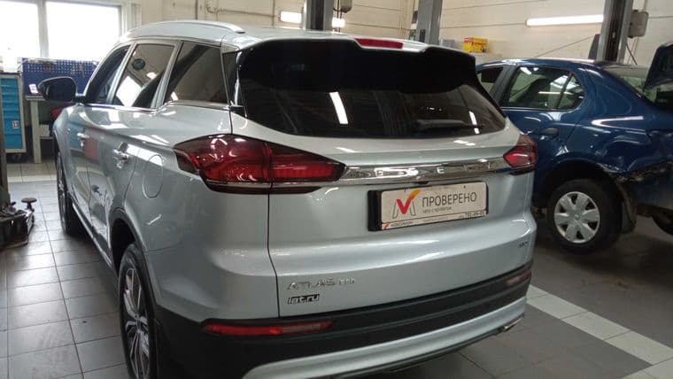 Geely Atlas Pro, 2024 - вид 3