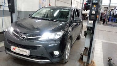 Toyota RAV4 2013 года, 155 249 км - вид 1
