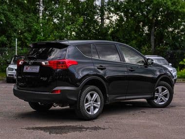 Toyota RAV4 2013 года, 155 249 км - вид 2