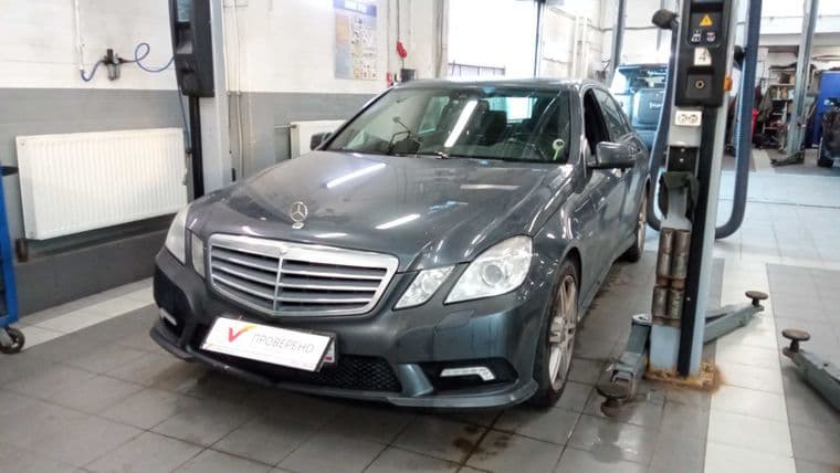 Mercedes-Benz E-класс 2011 года, 176 576 км | VIN 62948 - вид 1