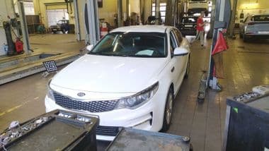 KIA Optima 2017 года, 186 964 км - вид 1