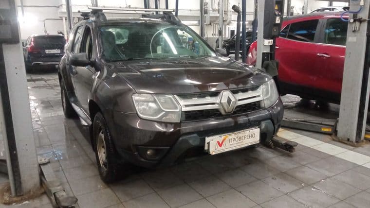 Renault Duster 2016 года, 83 174 км - вид 2