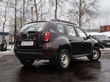 Renault Duster 2016 года, 83 174 км - вид 2