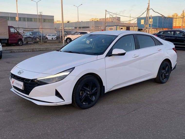 Hyundai Elantra, 2021