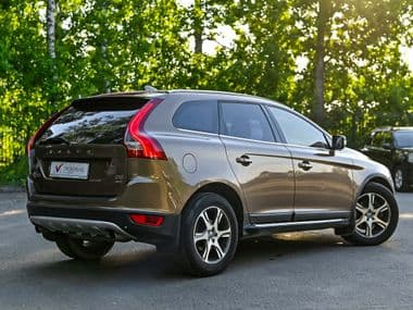 Volvo XC60 2011 года, 255 976 км - вид 2