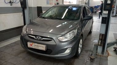 Hyundai Solaris 2011 года, 174 517 км - вид 1