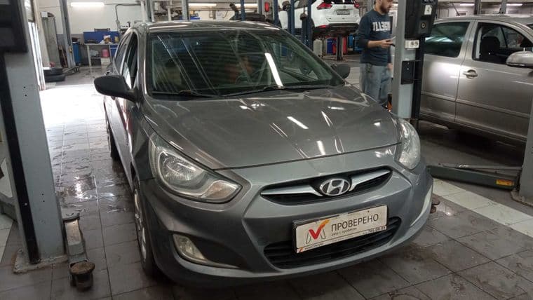 Hyundai Solaris, 2011 - вид 1