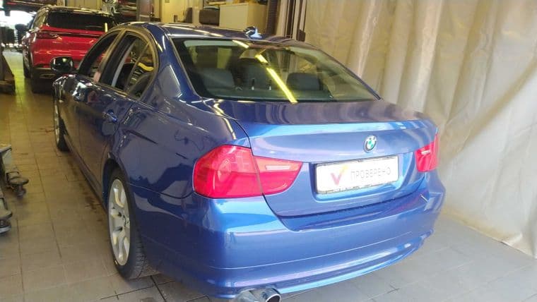 BMW 3 Серия, 2010 - вид 3
