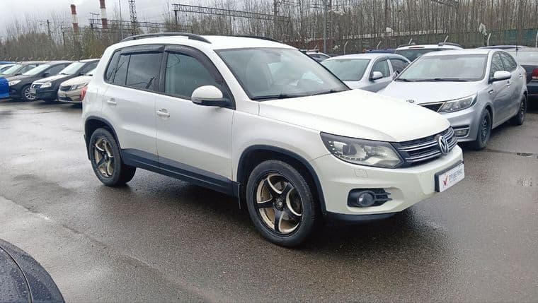 Volkswagen Tiguan, 2013 - вид 2