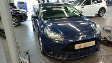 Ford Focus 2011 года, 150 881 км - вид 2
