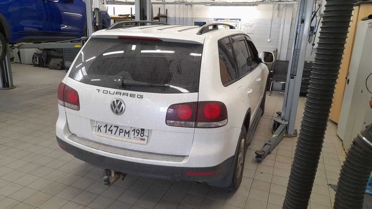 Volkswagen Touareg, 2009 - вид 1