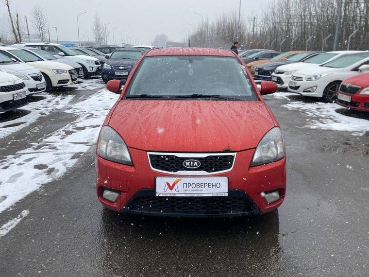 KIA Rio 2011 года, 178 815 км - вид 2