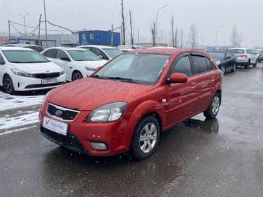 KIA Rio 2011 года, 178 815 км - вид 1