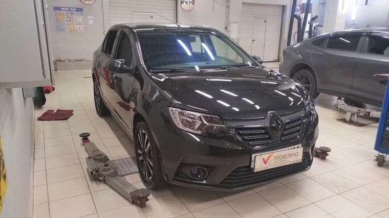 Renault Logan 2018 года, 188 158 км - вид 2