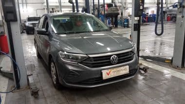 Volkswagen Polo 2022 года, 123 000 км - вид 2