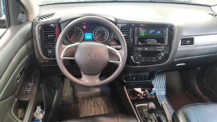 Mitsubishi Outlander, 2017 - вид 4