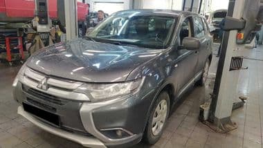 Mitsubishi Outlander 2017 года, 123 015 км - вид 1