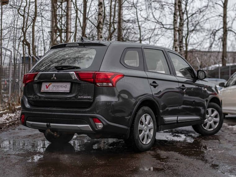 Mitsubishi Outlander, 2017 - вид 1