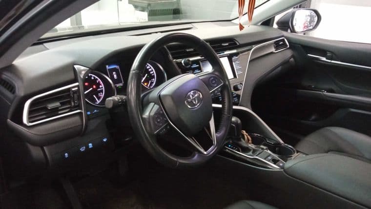 Toyota Camry, 2019 - вид 4