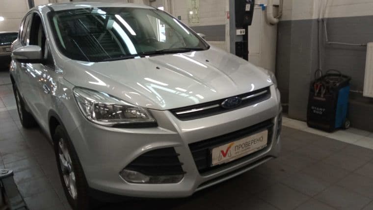 Ford Kuga 2015 года, 50 998 км - вид 2