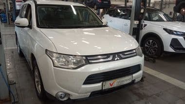 Mitsubishi Outlander 2012 года, 234 562 км - вид 2