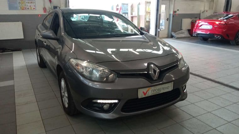 Renault Fluence 2013 года, 157 303 км - вид 2