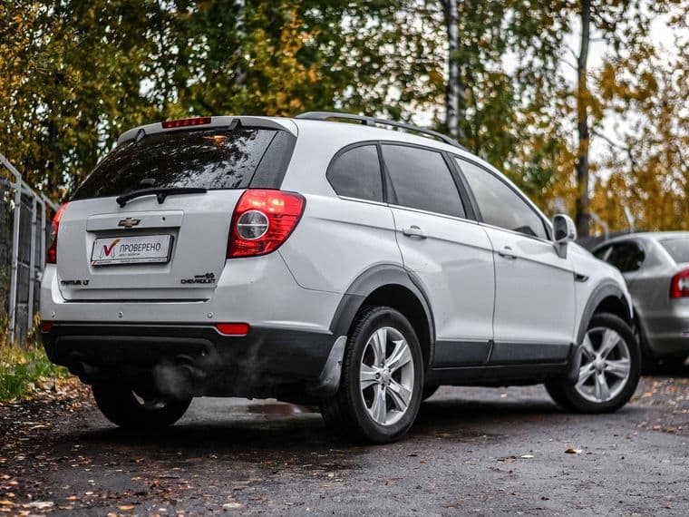 Chevrolet Captiva 2012 года, 202 145 км - вид 2