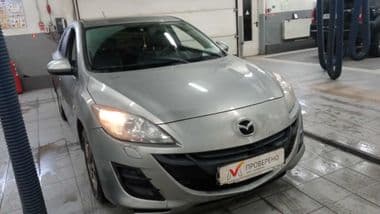 Mazda 3 2010 года, 301 891 км - вид 2